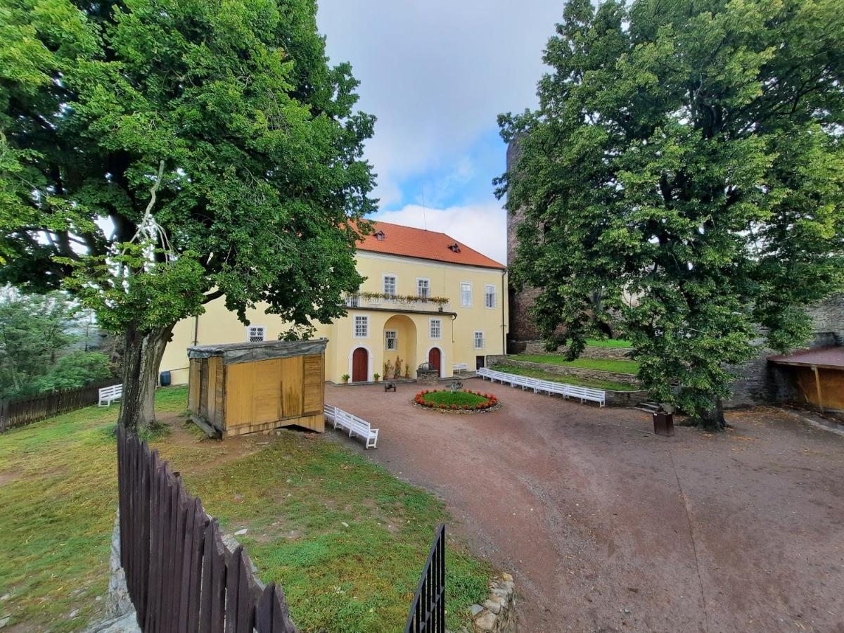 Hotel Penzion Hradu Svojanov Svojanov  Exterior foto